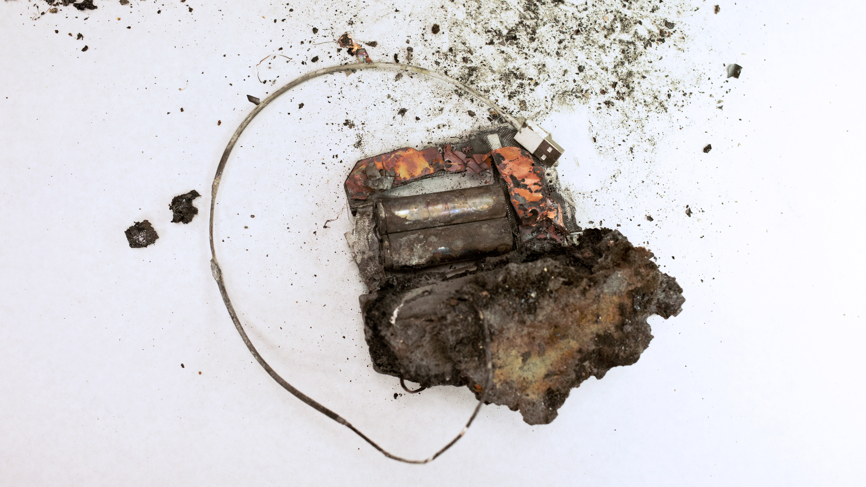 As Batteries Keep Exploding, Consumer Product Safety Commission